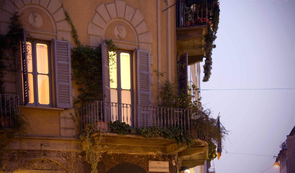 Antica Locanda Solferino Милано Екстериор снимка