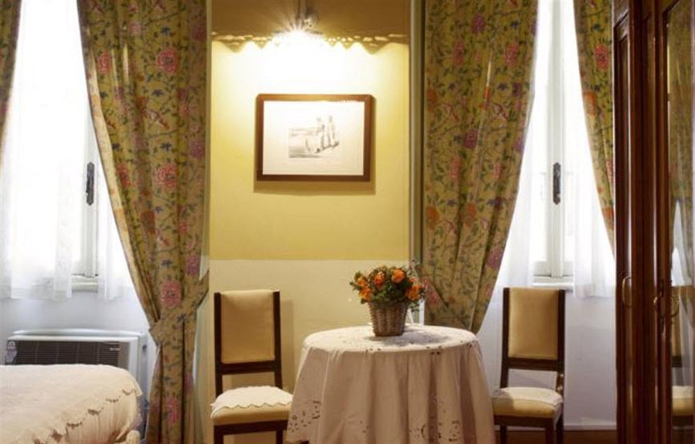 Antica Locanda Solferino Милано Екстериор снимка