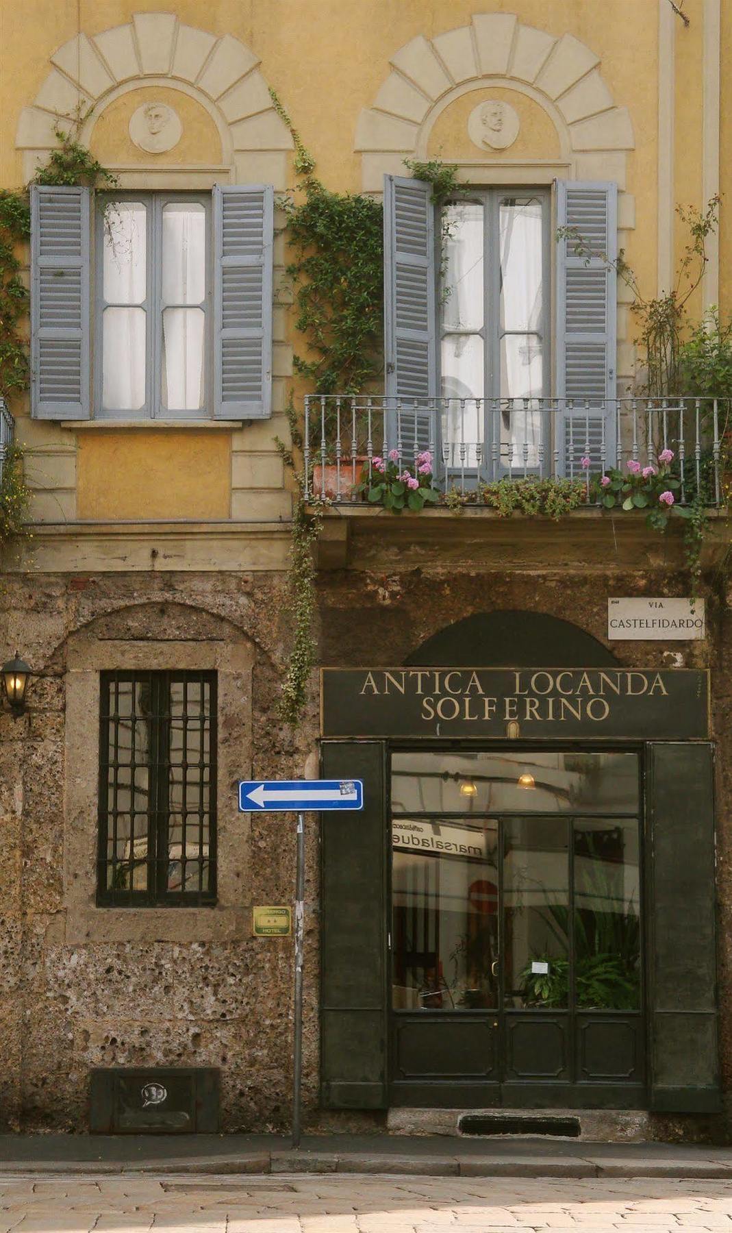 Antica Locanda Solferino Милано Екстериор снимка